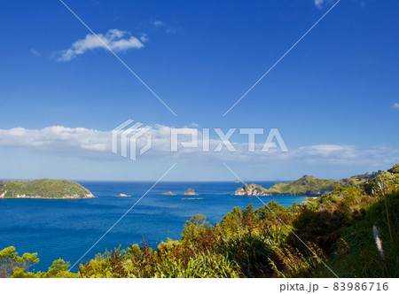 Cathedral Cove in New Zealand・カセドラル洞窟 Cathedral Cove in New Zealand・カセドラル洞窟 83986716