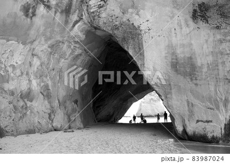 Cathedral Cove in New Zealand・カセドラル洞窟 Cathedral Cove in New Zealand・カセドラル洞窟 83987024