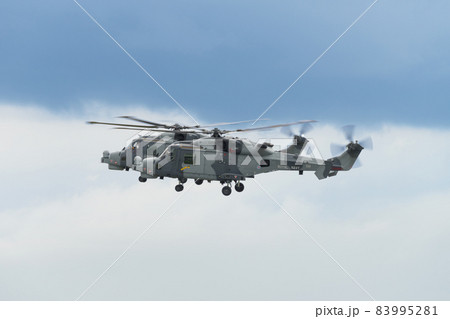 イギリス海軍ワイルドキャットHMA2編隊飛行 イギリス海軍ワイルドキャットHMA2編隊飛行 83995281