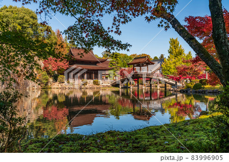 秋の虎渓山永保寺〈岐阜県多治見市〉 83996905