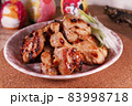 皿盛りスタイルの焼鳥 83998718