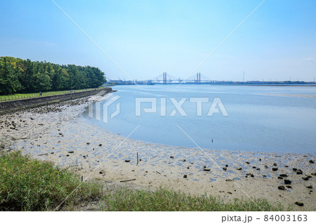 名古屋市　稲永公園と藤前干潟の風景 84003163