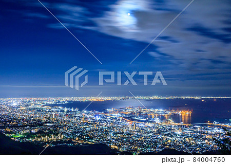 【兵庫の都市風景】神戸摩耶山掬星台の夜景（日本三大夜景） 84004760