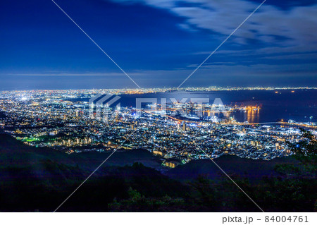 【兵庫の都市風景】神戸摩耶山掬星台の夜景（日本三大夜景） 84004761
