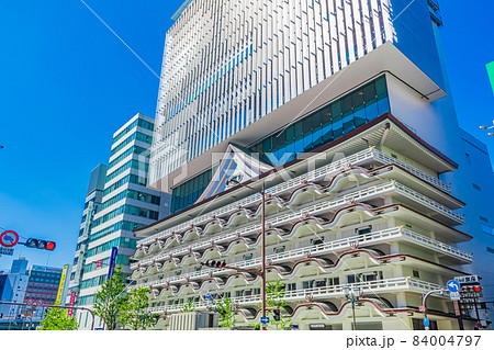 【大阪の都市風景】難波(ミナミ)周辺の都市風景(大阪新歌舞伎座跡) 【大阪の都市風景】難波(ミナミ)周辺の都市風景(大阪新歌舞伎座跡) 84004797