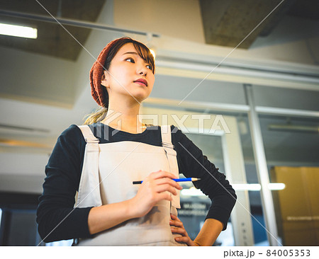 アート空間 84005353