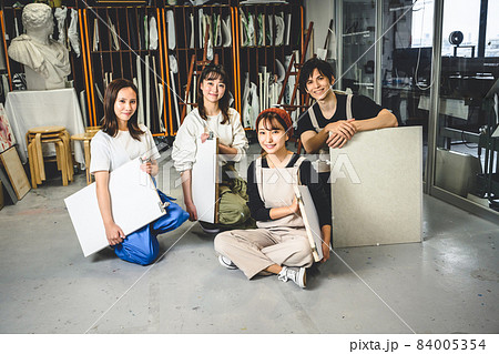 アート空間 84005354