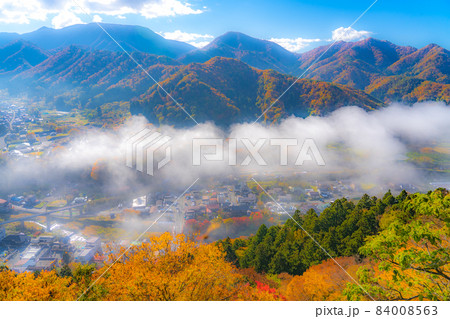 紅葉の山寺　五大堂から見る景色（山形県山形市） 84008563