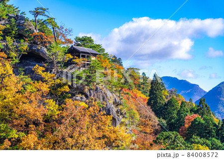紅葉の山寺 釈迦堂(山形県山形市) 紅葉の山寺 釈迦堂(山形県山形市) 84008572