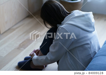 かなしい かなしい 84009128