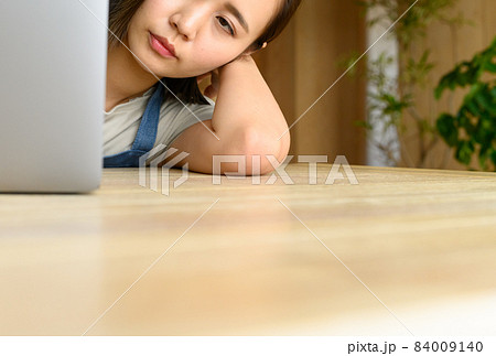 女性ポートレート 女性ポートレート 84009140