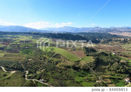 絶壁の街・ロンダ 84009853