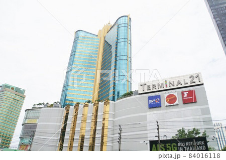 タイ・バンコク、BTSアソーク駅直結のショッピングモール「ターミナル21（Terminal 21）」 84016118