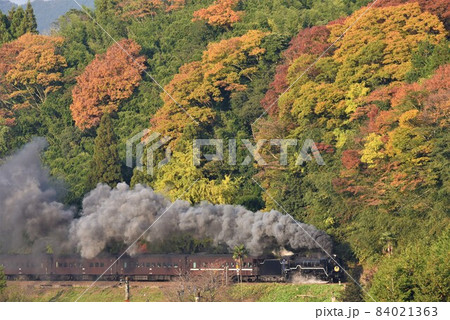 SLやまぐち号 JR山口線 津和野旧道俯瞰 SLやまぐち号 JR山口線 津和野旧道俯瞰 84021363