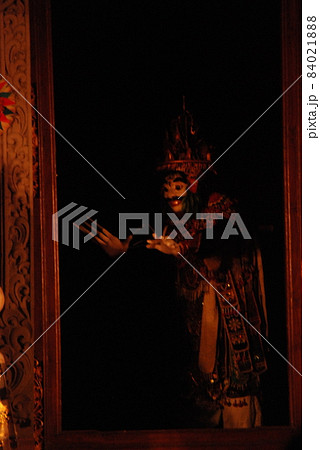 バリ島の仮面舞踊（ウブド／バリ島･インドネシア） 84021888
