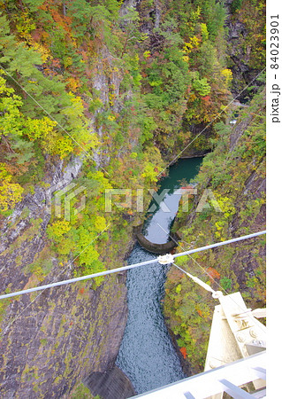 瀬戸合峡の紅葉/栃木県日光市川俣 瀬戸合峡の紅葉/栃木県日光市川俣 84023901