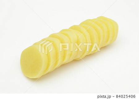 カットされた沢庵 84025406