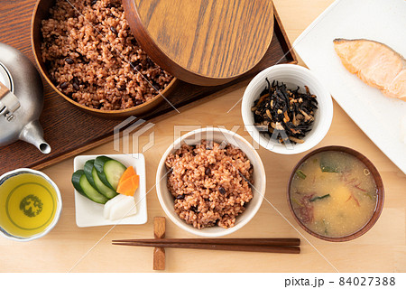 発酵玄米ごはん 84027388