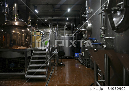 plant for the production of alcoholic beer hops malt 84030902