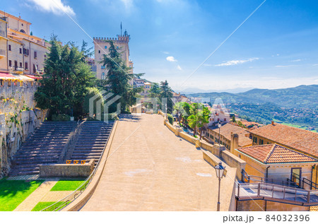 View of streets, square and Palazzo Pubblico palace building in Republic San Marino 84032396