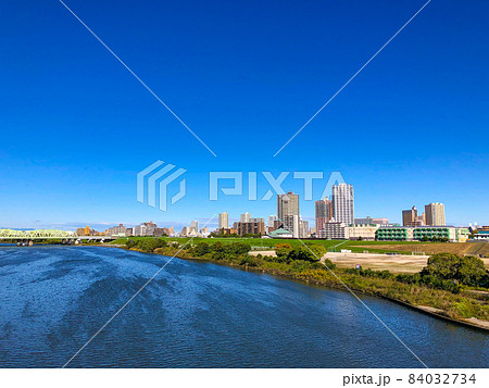 川口市の高層マンション群 84032734