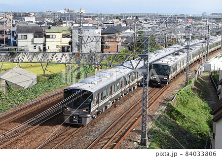 複々線東海道本線 名神クロス 快速・新快速のデットヒート 複々線東海道本線 名神クロス 快速・新快速のデットヒート 84033806