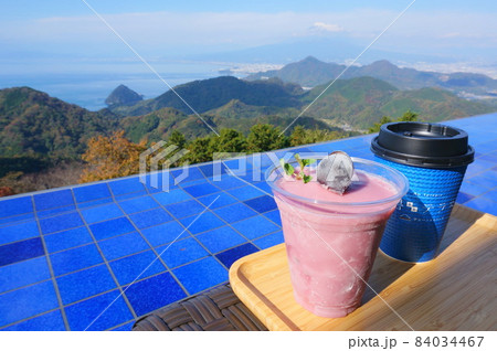 伊豆パノラマパーク 碧テラス ザ・ウォーターラウンジ 84034467