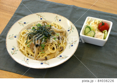 パスタランチ　きのこスパゲティ　北海道産小麦 84036226