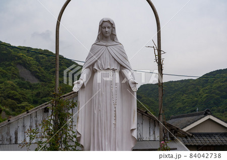 教会　キリスト像 84042738