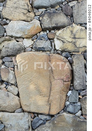 旧 高松城の石垣(鉄門 付近・玉藻公園(高松城跡)/香川県高松市玉藻町) 旧 高松城の石垣(鉄門 付近・玉藻公園(高松城跡)/香川県高松市玉藻町) 84046012