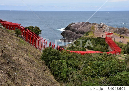 日本の誇る絶景　日本で最も美しい場所　元乃隅神社 84048601