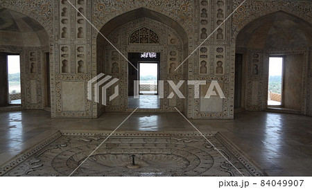 世界遺産「アグラ城」 84049907