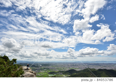 夏空の高御位山 夏空の高御位山 84053786