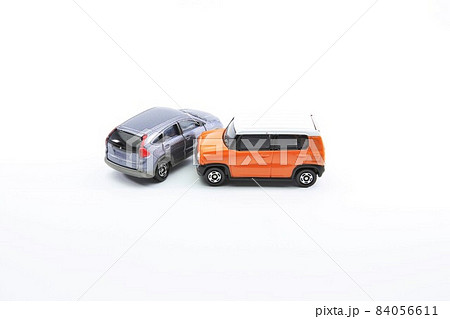 自動車事故 保険 イメージ 自動車事故 保険 イメージ 84056611