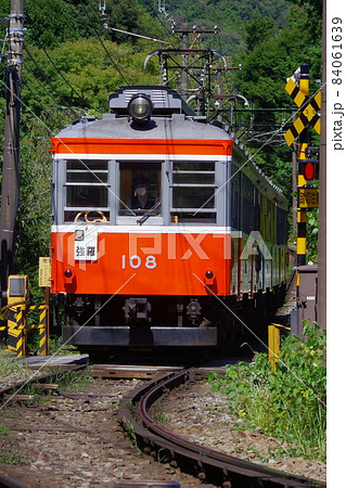 箱根登山鉄道　レトロ電車 84061639