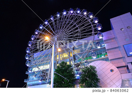 名古屋市中区錦　観覧車が回るサンシャイン栄の夜景 84063062