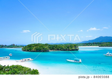 ≪石垣島≫長閑な川平湾の様子 (無人) ≪石垣島≫長閑な川平湾の様子 (無人) 84065088