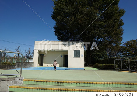 公衆トイレ 84067602