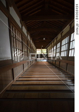 永平寺 内部の階段(福井県吉田郡永平寺町志比5-15) 永平寺 内部の階段(福井県吉田郡永平寺町志比5-15) 84068494