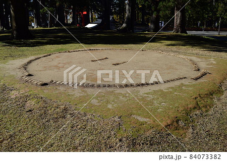 屋外の土俵場 屋外の土俵場 84073382