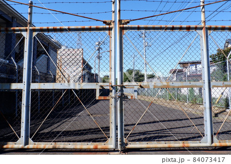 府中通信施設のゲート 府中通信施設のゲート 84073417