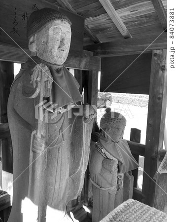 東京北区・浮間の子育地蔵尊 東京北区・浮間の子育地蔵尊 84073881