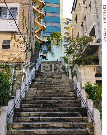 東京御茶ノ水・女坂 84074583