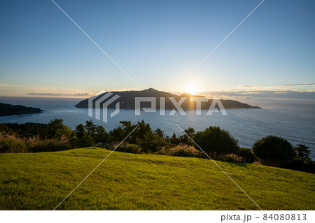 金華山の夜明け（宮城県石巻市） 84080813