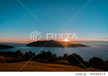 金華山の夜明け（宮城県石巻市） 84080814