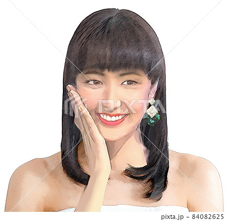 照れる女性 照れる女性 84082625
