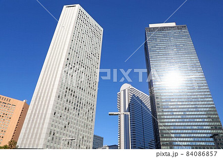 西新宿の超高層ビル群 84086857