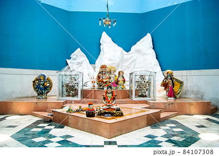 Idols of deities inside the hindu temple in india 84107308