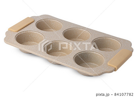 New ceramic baking dish isolated on white New ceramic baking dish isolated on white 84107782