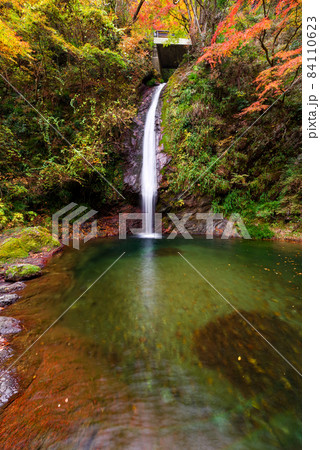 秩父華厳の滝【埼玉県】 84110623